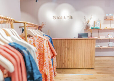 Aménagement sur-mesure boutique Grace & Mila