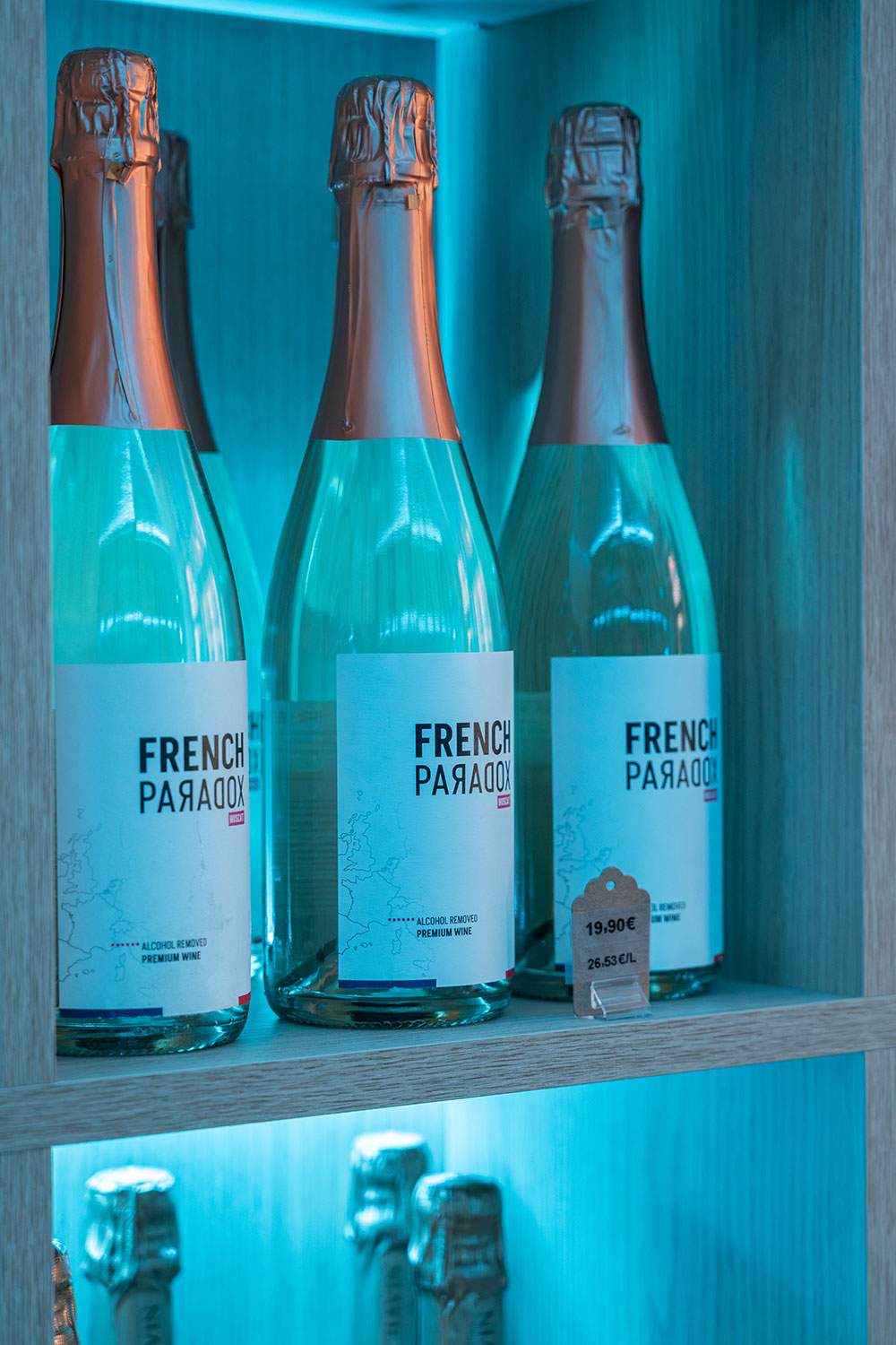 éclairage led sur mesure intégré mobilier boutique